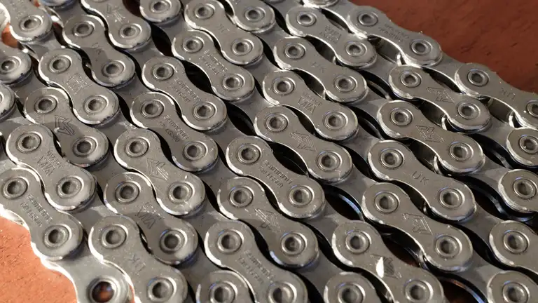 A close up view of a newly waxed Shimano CN-LG500 chain.